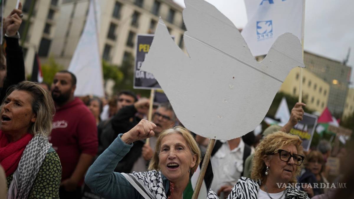 Estas son las imágenes de las protestas en varias ciudades del mundo tras el bombardeo al hospital Al Ahli en Gaza