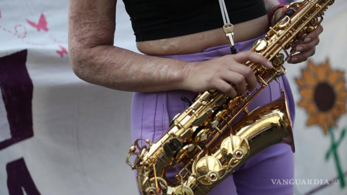 8M: Entre el dolor y la rabia con el grito de “Ni una más” miles de mujeres toman las calles en México (fotos)