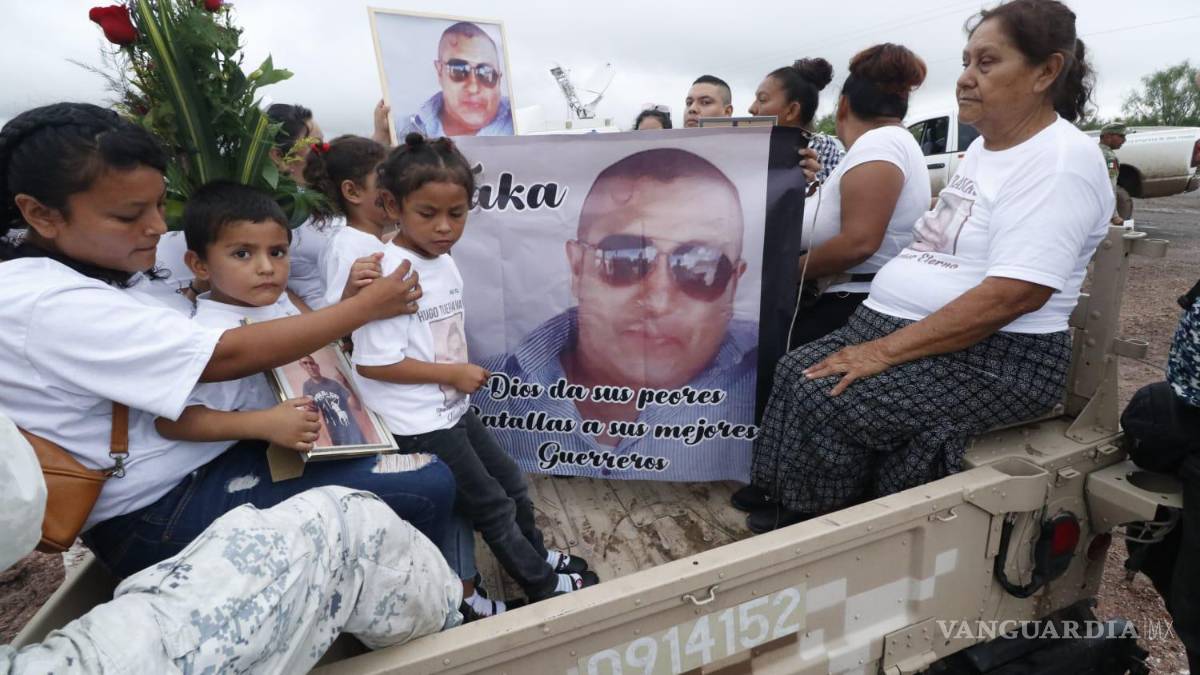 “En Memoria de los diez mineros atrapados en el Pinabete”: ingresan familias a misa en su honor