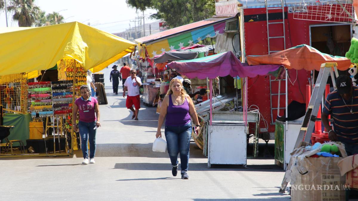 Fiesta patronal ahoga tráfico en el bulevar Isidro López de Saltillo