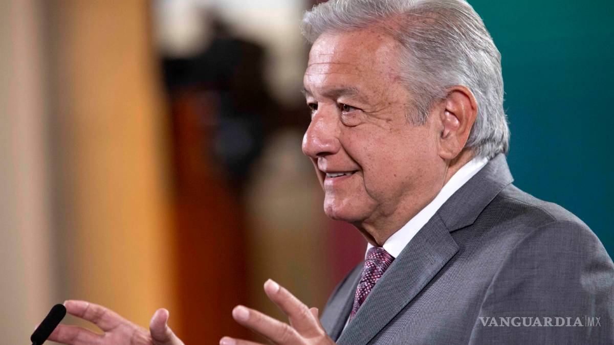 AMLO vuelve a arremeter contra la clase media... 'quieren ser como los de arriba, sin escrúpulos morales'(video)