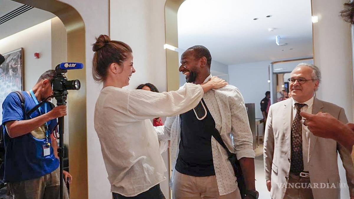 Olivier Dubois, periodista francés secuestrado en Mali en abril de 2021, es liberado