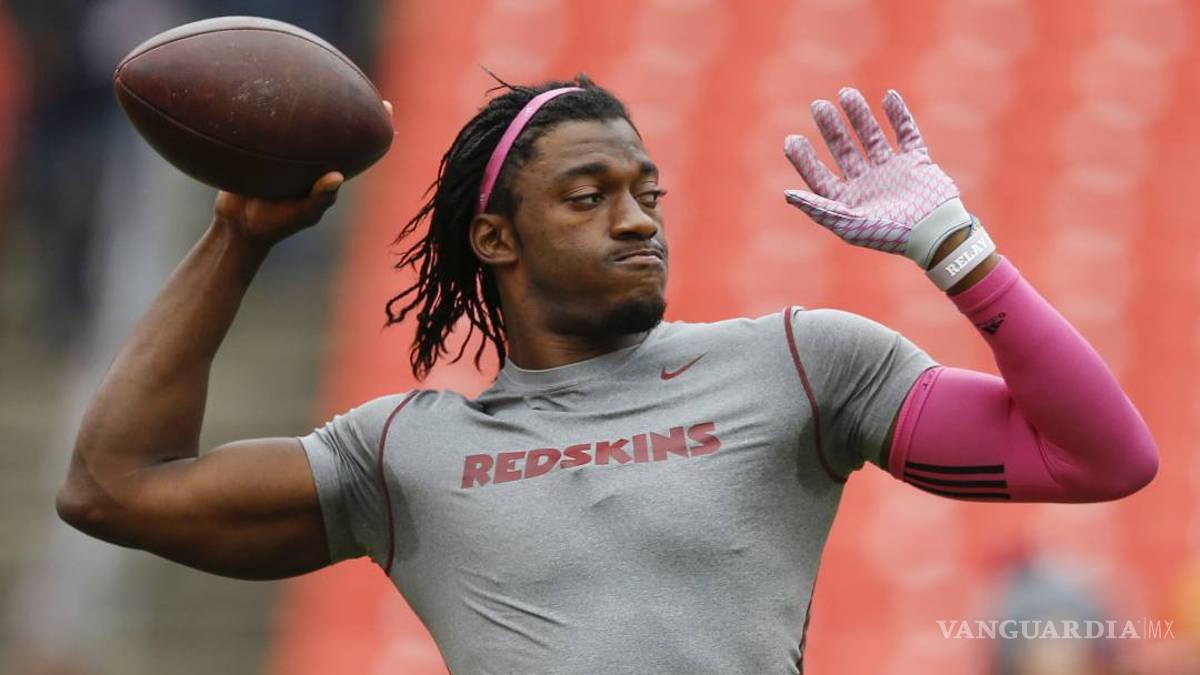 Robert Griffin III firma con los Browns