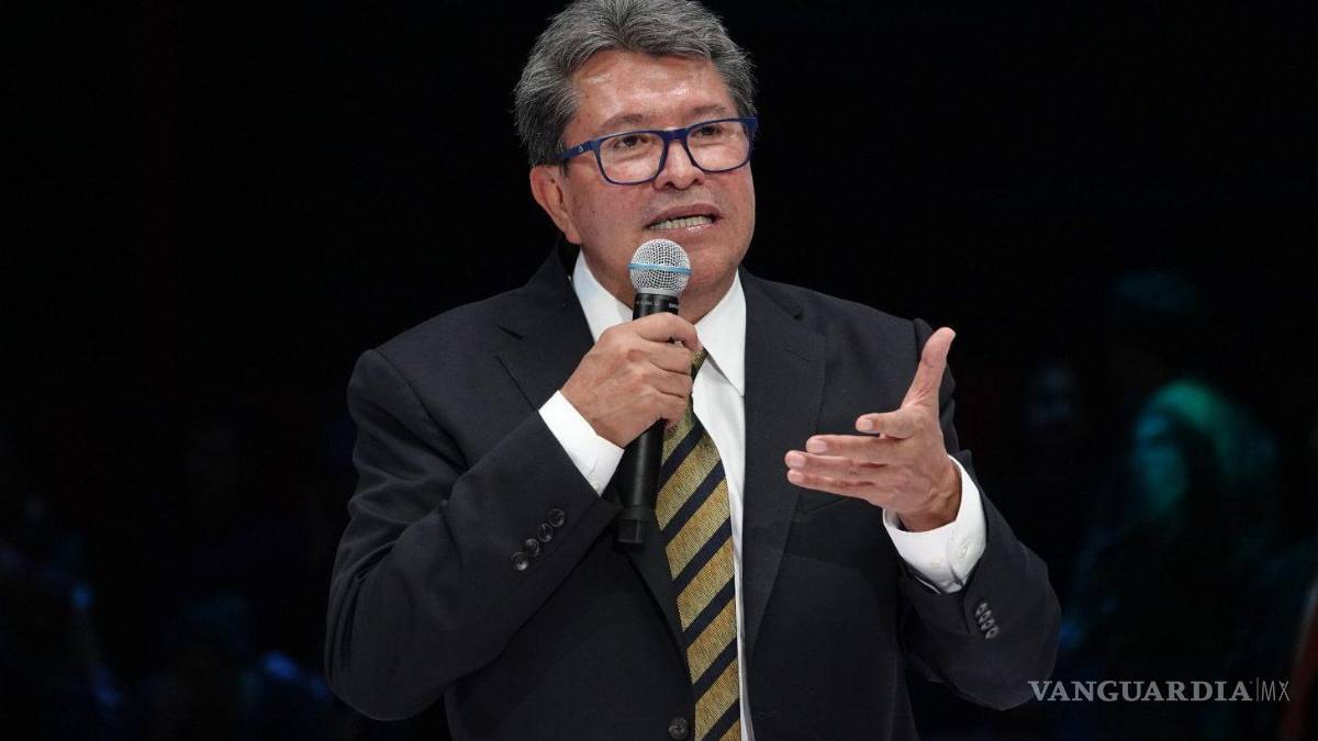 Pensar diferente a AMLO no es ‘ir en su contra’, asegura Monreal