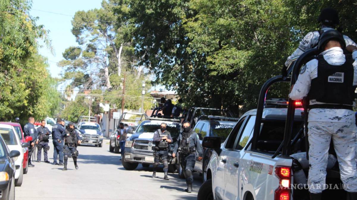 Causan migrantes riña en Saltillo para intentar escapar cuando eran llevados al sur del país