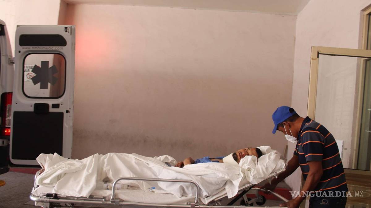 Hombre apedrea domicilio en Parras, Coahuila; en respuesta, lo golpean con un bate