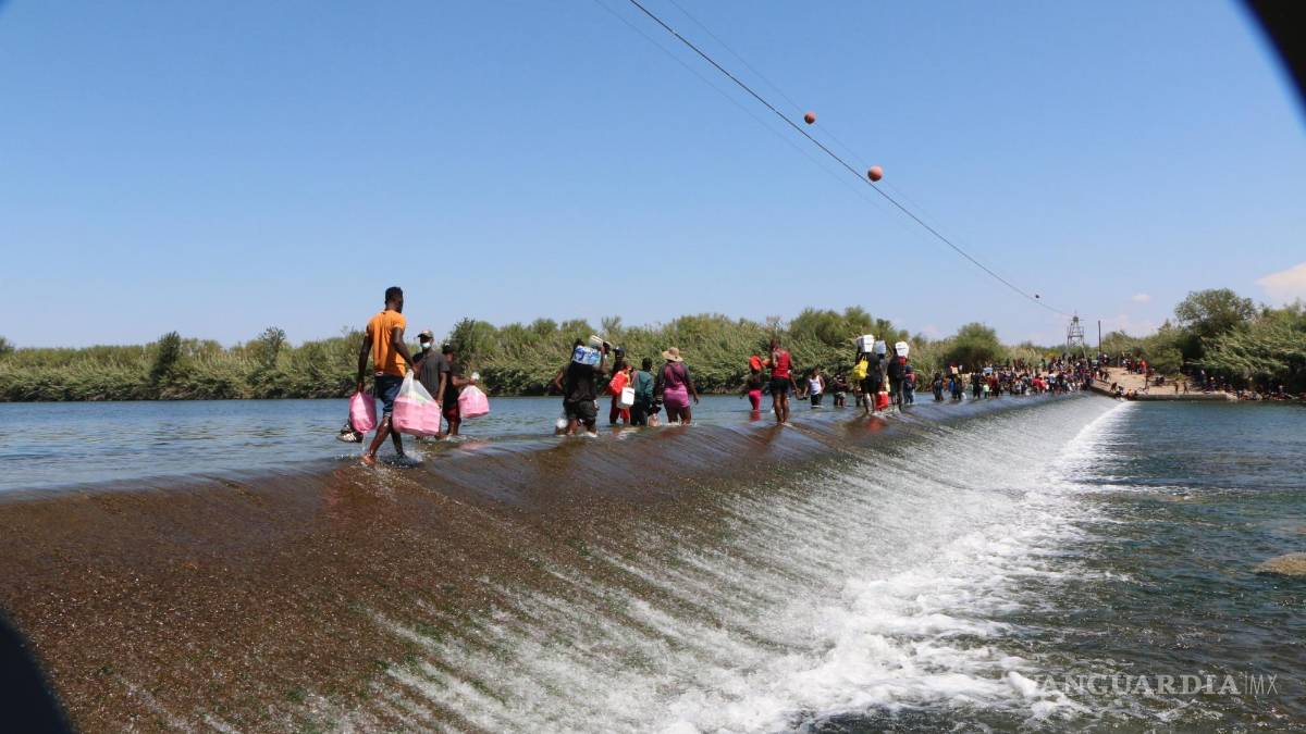 Bloquean llegada de más migrantes a Piedras Negras