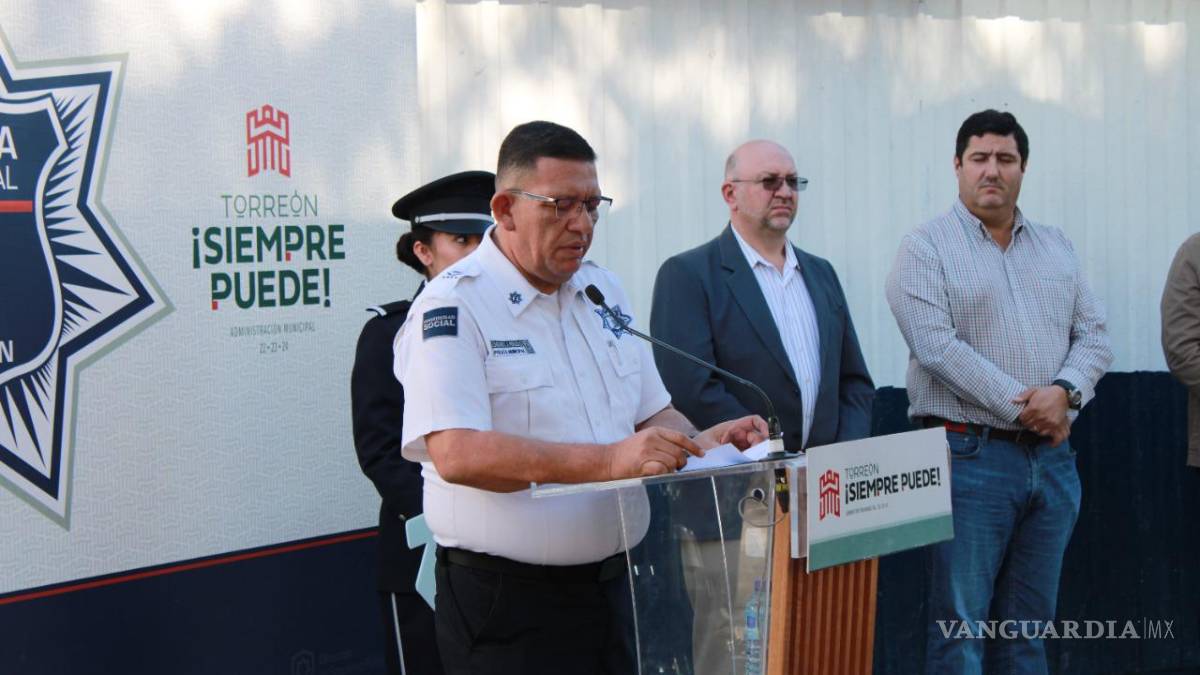 Román Alberto Cepeda González inaugura caseta de policía en Villa Jacarandas de Torreón