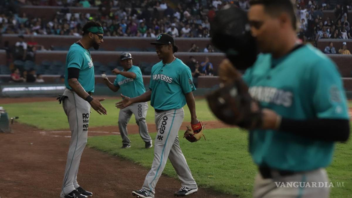 Picante encuentro de Saraperos y Generales termina en empate 6-6