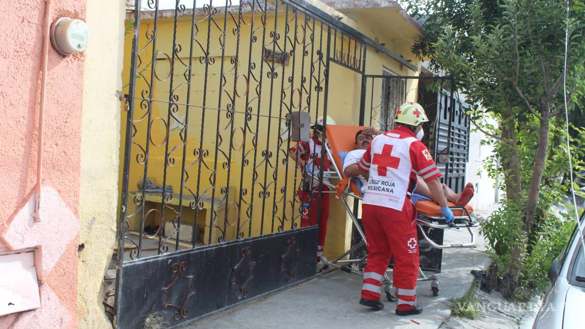Saltillo: Hombre se lesiona con un taladro mientras realizaba reparaciones en su casa