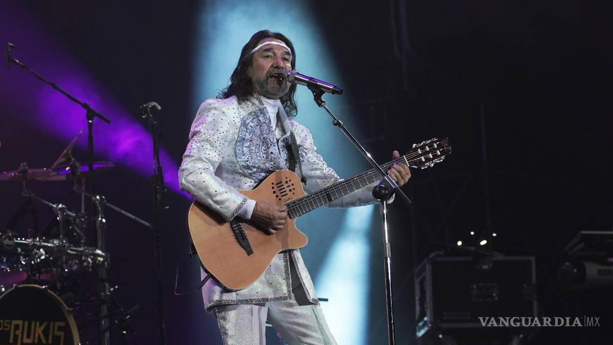 82 mil fans se rinden y se embelesan ante los Bukis en el Estadio Azteca