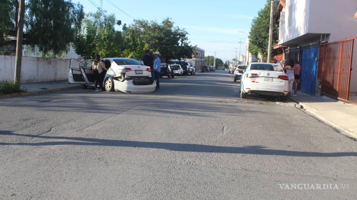 Saltillo: Accidente en la colonia Topochico deja dos jóvenes lesionados