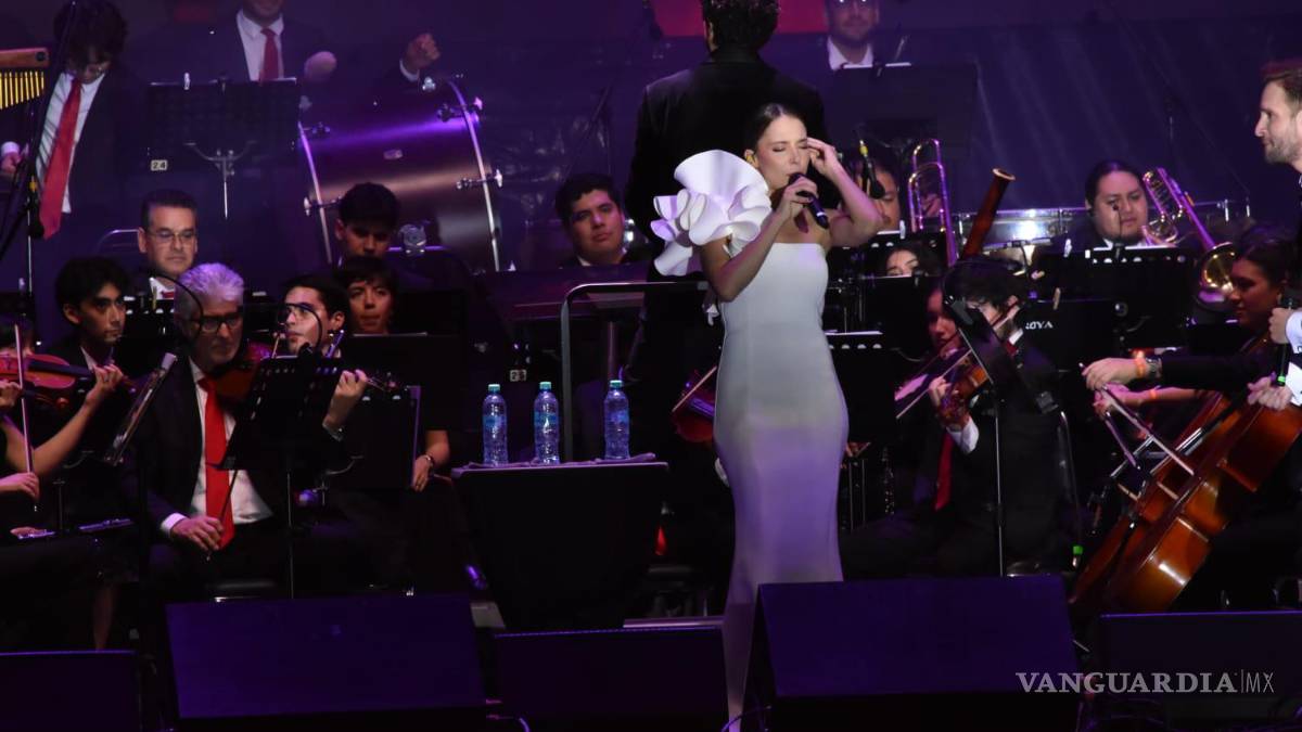 Con homenaje a Juan Gabriel, inicia la 19 edición del Festival Internacional Santa Lucía en Nuevo León