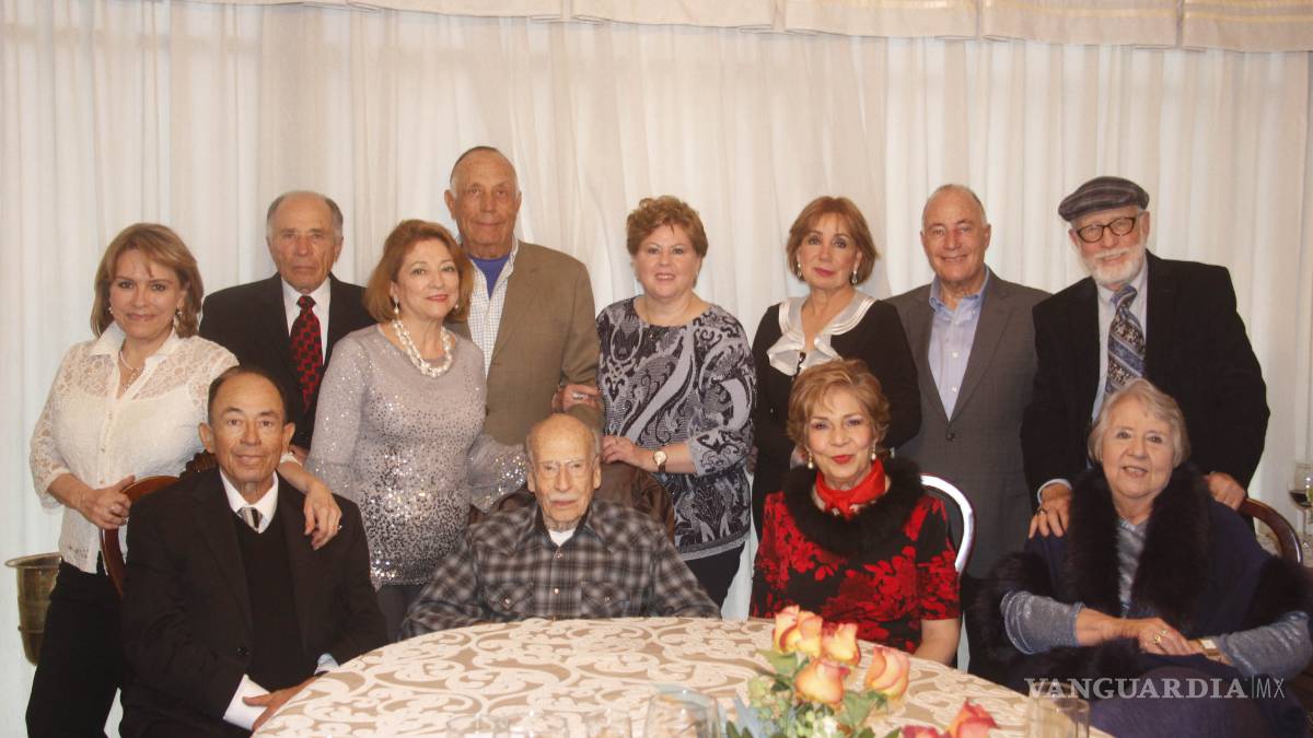 Cumple 100 años Salvador José, empresario mueblero saltillense