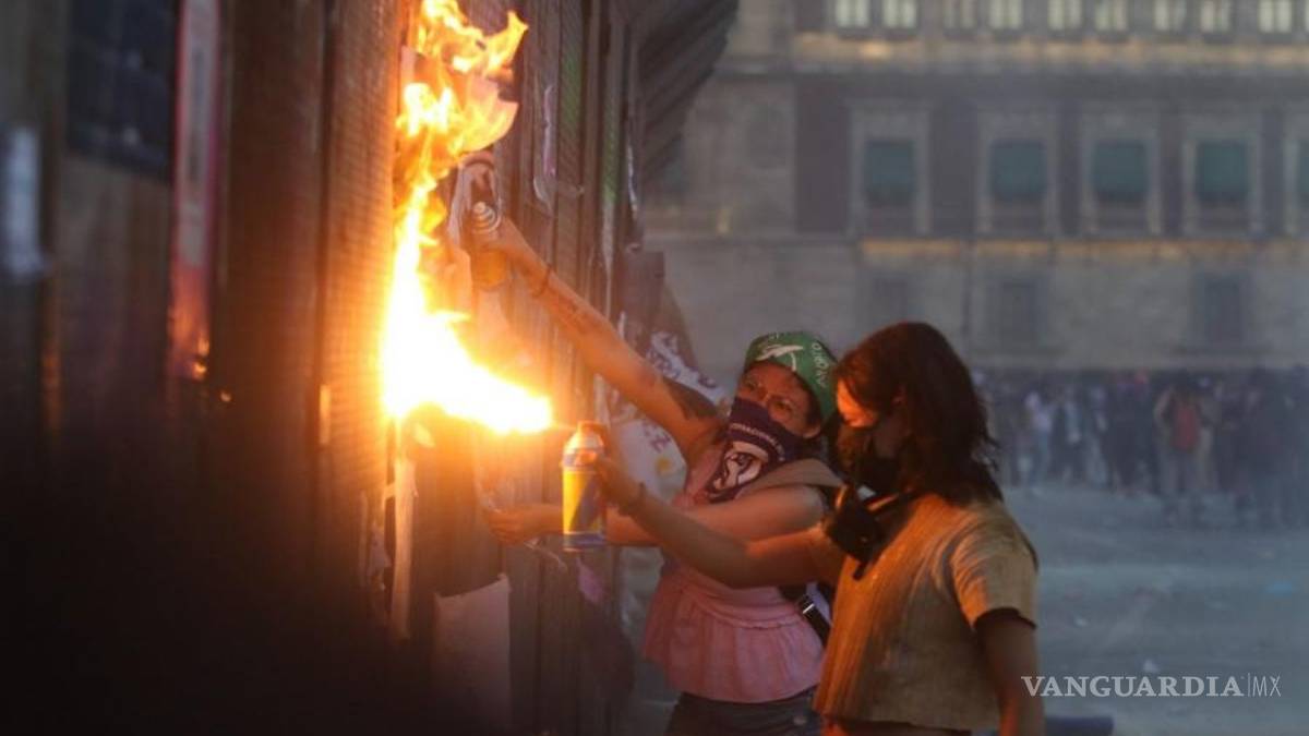 8M: Entre el dolor y la rabia con el grito de “Ni una más” miles de mujeres toman las calles en México (fotos)