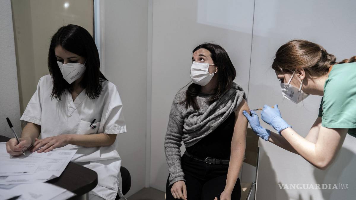 Mayoría de vacunas no ofrece defensa contra cepa Ómicron