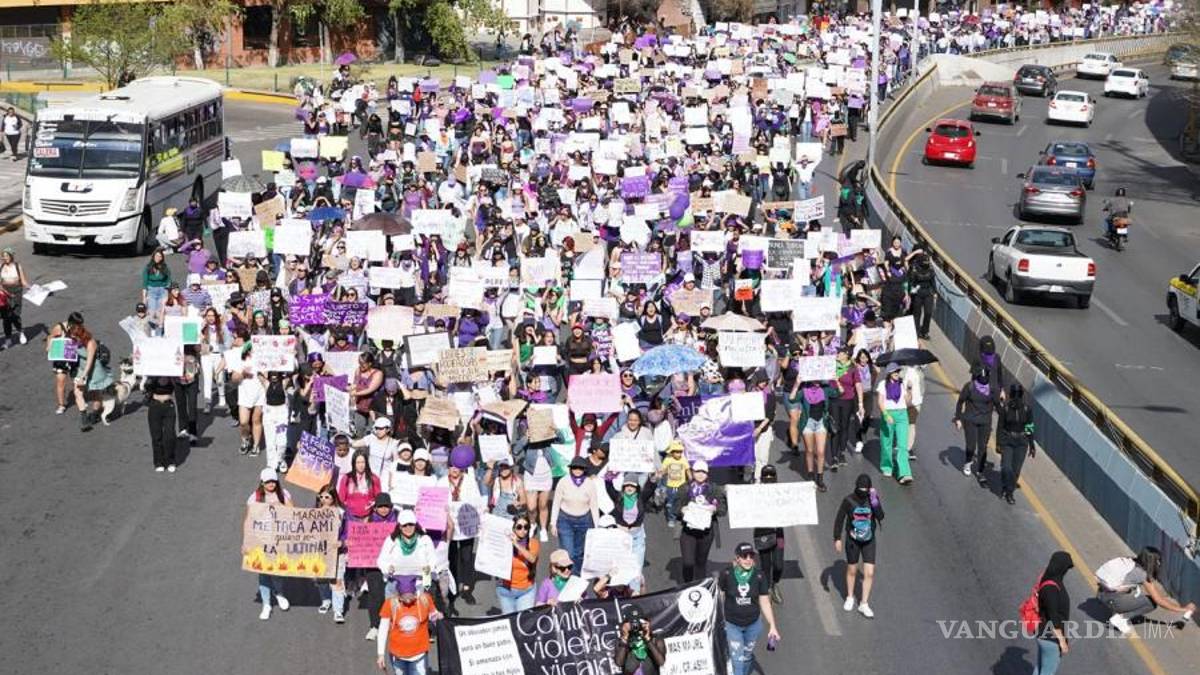 8M: Entre el dolor y la rabia con el grito de “Ni una más” miles de mujeres toman las calles en México (fotos)
