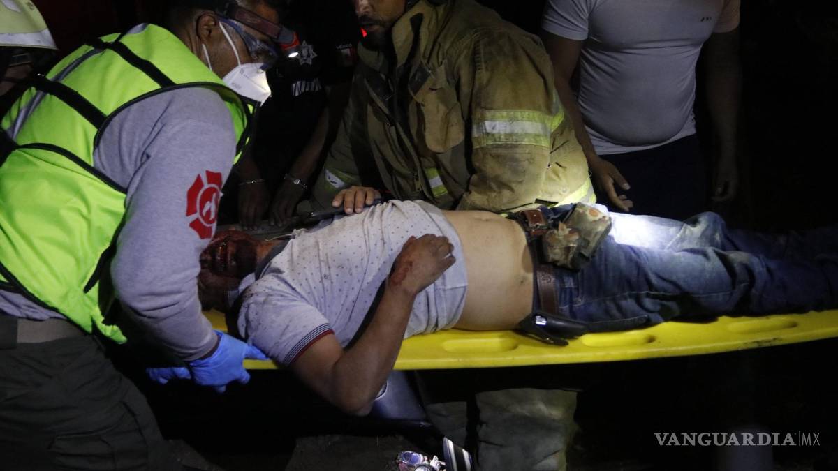 Padre arriesga vida de su hijo por manejar ebrio, en el Libramiento Flores Tapia