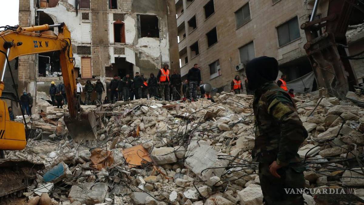 Fuerte terremoto de magnitud 7.8 remece a Turquía y Siria (Fotos)