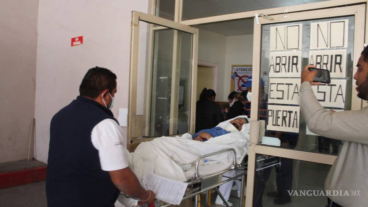 Hombre apedrea domicilio en Parras, Coahuila; en respuesta, lo golpean con un bate