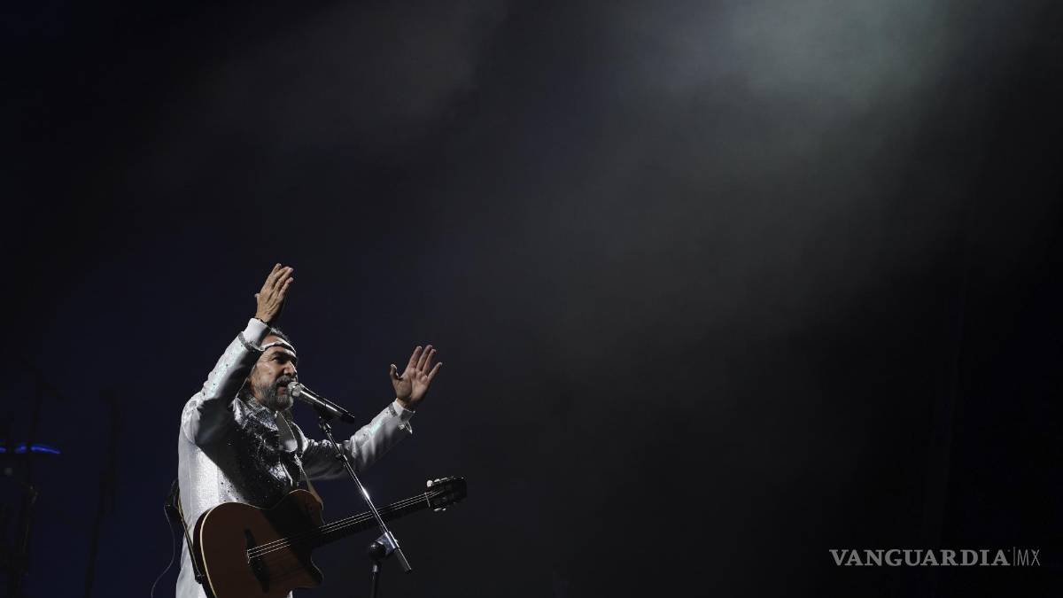 82 mil fans se rinden y se embelesan ante los Bukis en el Estadio Azteca