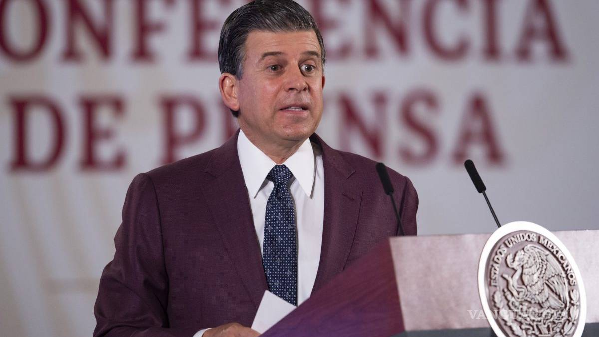 Reaparece Ricardo Sheffield en 'Mañanera' tras superar contagio de COVID-19