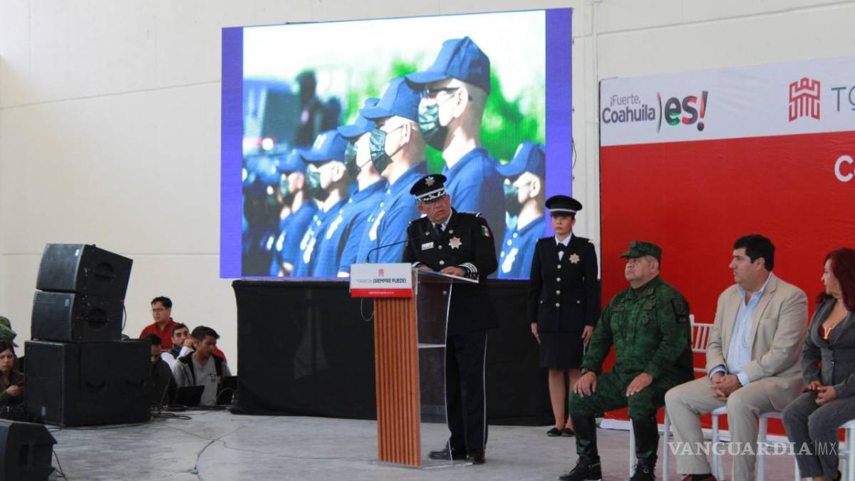 Se gradúan cien cadetes de la Academia de Policía de Torreón