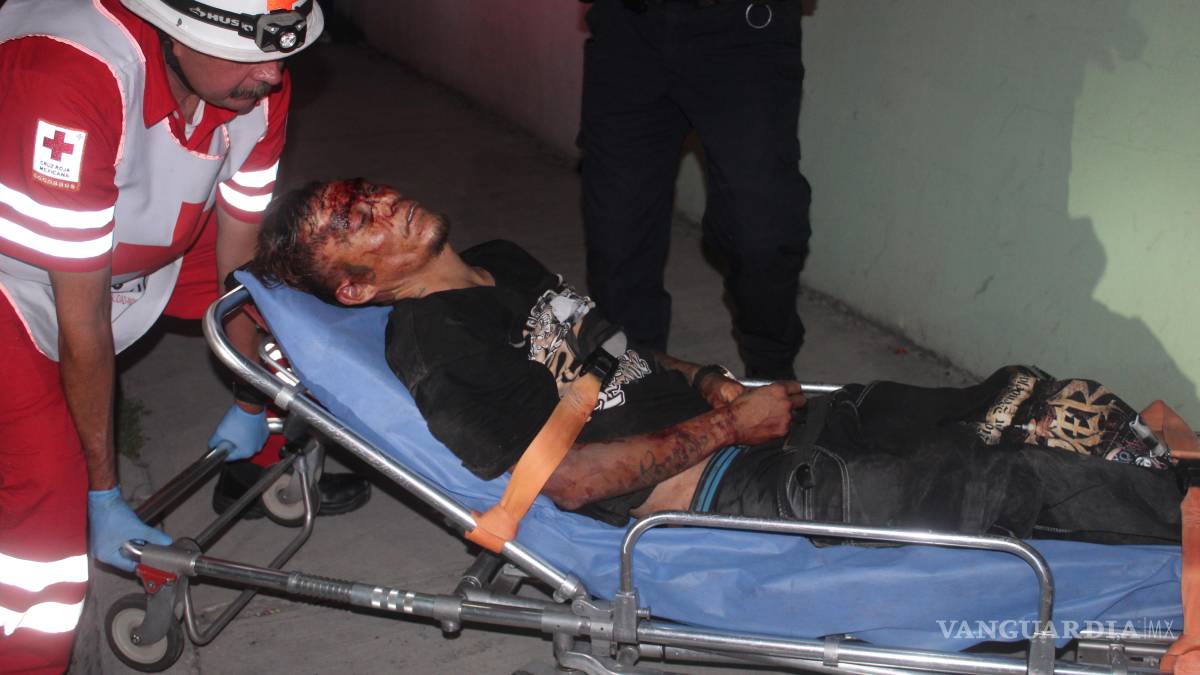 Golpea a presunto ladrón de panadería, en Saltillo