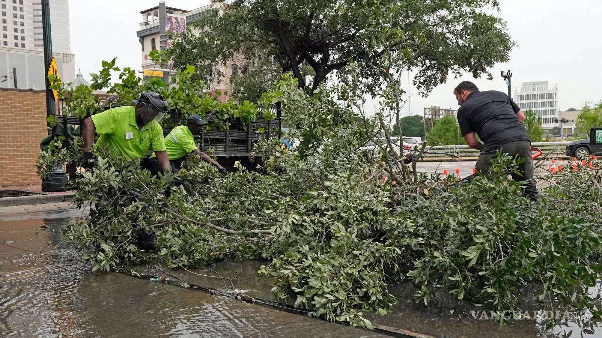 Así amanece Houston tras el paso de potentes tormentas que dejaron 4 muertos y a 900,000 viviendas y negocios sin electricidad (fotos)