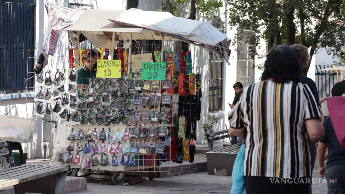Venden de “todo”... aumenta ambulantaje en el Centro Histórico de Saltillo