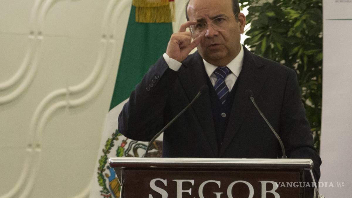 Navarrete Prida le pasa la 'bolita' a AMLO: Verdad en caso Ayotzinapa es tarea del próximo gobierno, dice