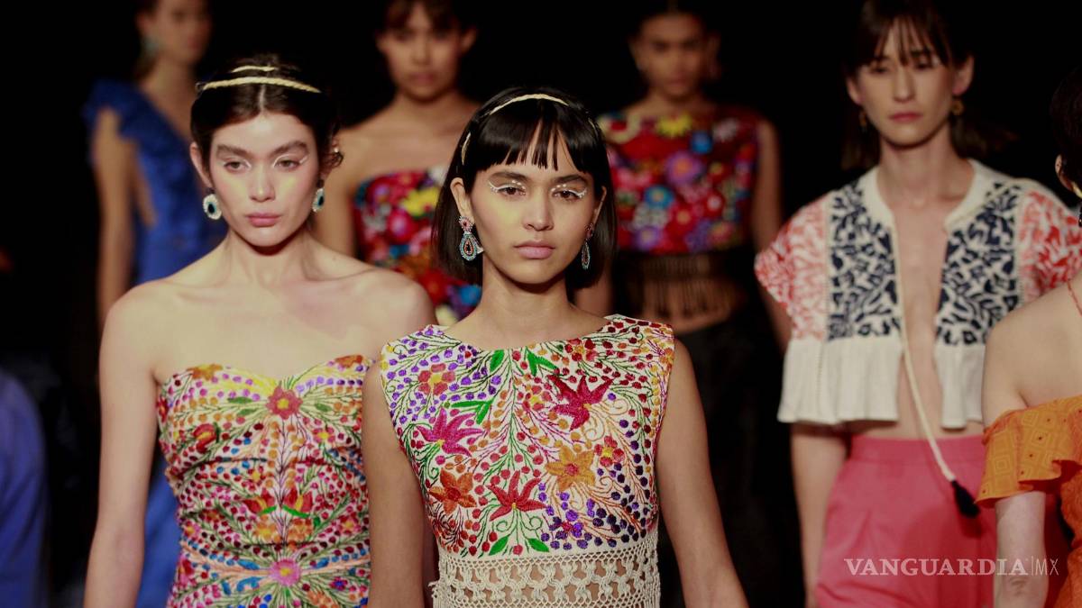 Lydia Lavín crea prendas con fibra de henequén para resaltar la mexicanidad en su colección ‘La finca’