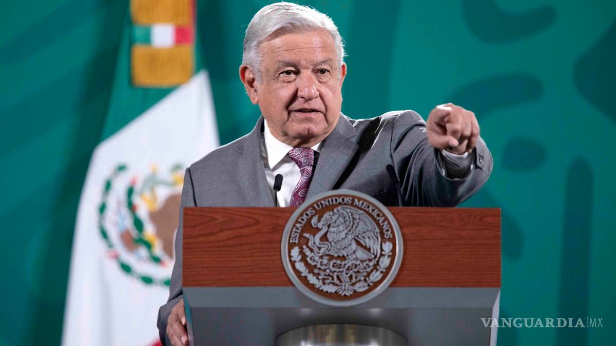 AMLO 'reconoce' labor del INE, pero no cree que sea imparcial