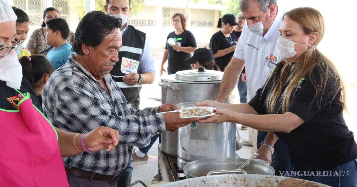 DIF Coahuila reparte alimentos a familias de Torreón afectadas por lluvias
