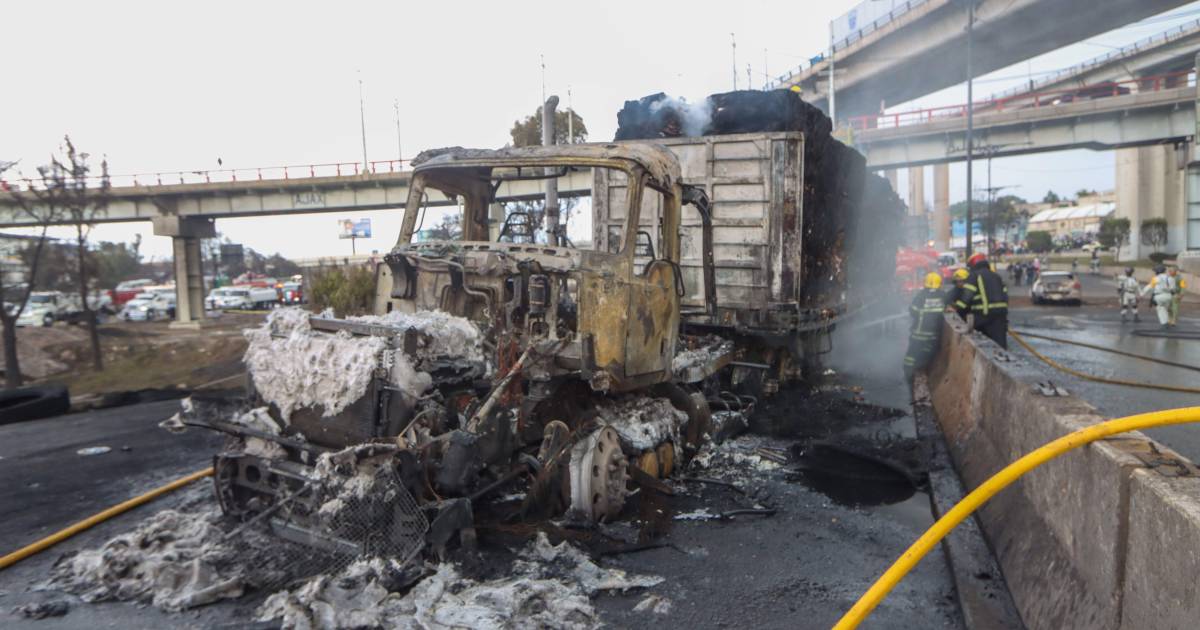 Sube a 8 cifra de muertos por tragedia de pipa en CDMX; apuntan a exceso de velocidad como causa