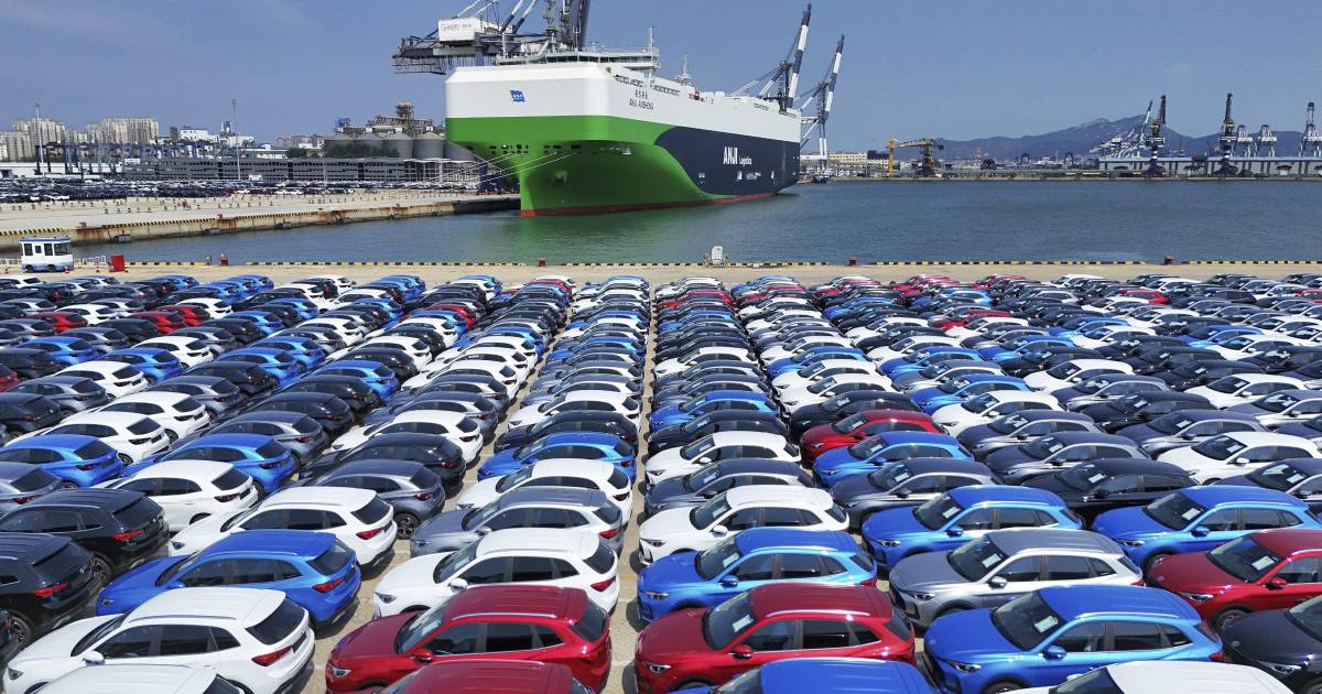 Anticipa Marcelo Ebrard arancel de 50% a automóviles chinos