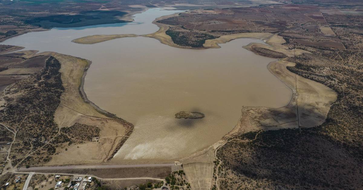 Recibe Cámara de Diputados iniciativa de Ley de Aguas; establece fondo de reserva