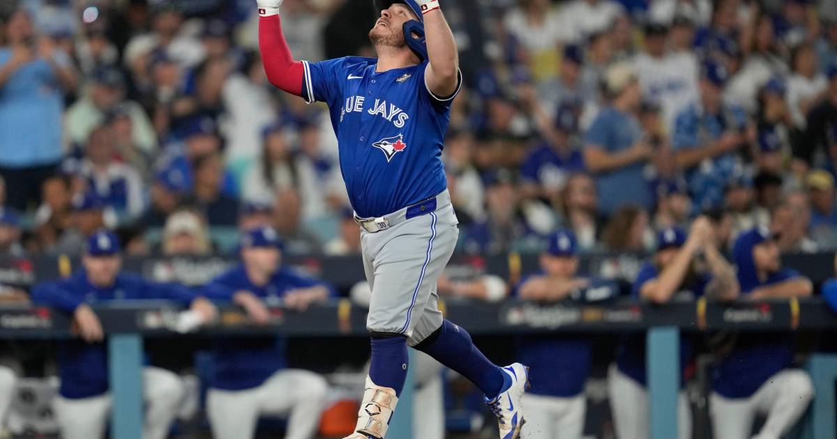 Blue Jays a un triunfo del título y de convertir a Alejandro Kirk en el primer cátcher mexicano campeón de la MLB