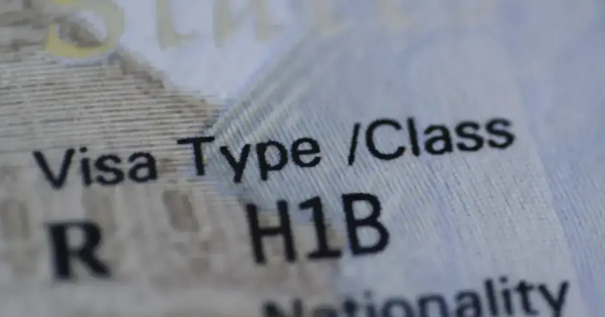 Facilitaría Nuevo León relocalización de empleados afectados por incrementos de EU en visa H-1B