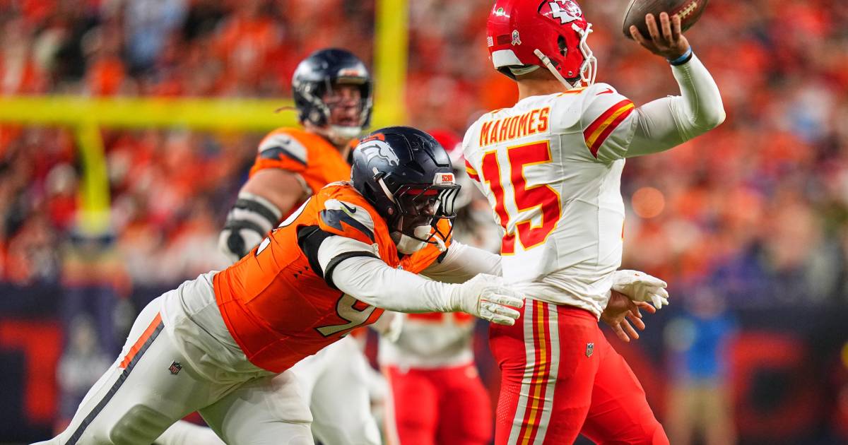 Broncos ganan a Chiefs 22-19: McLaughlin y Nix determinantes en la victoria
