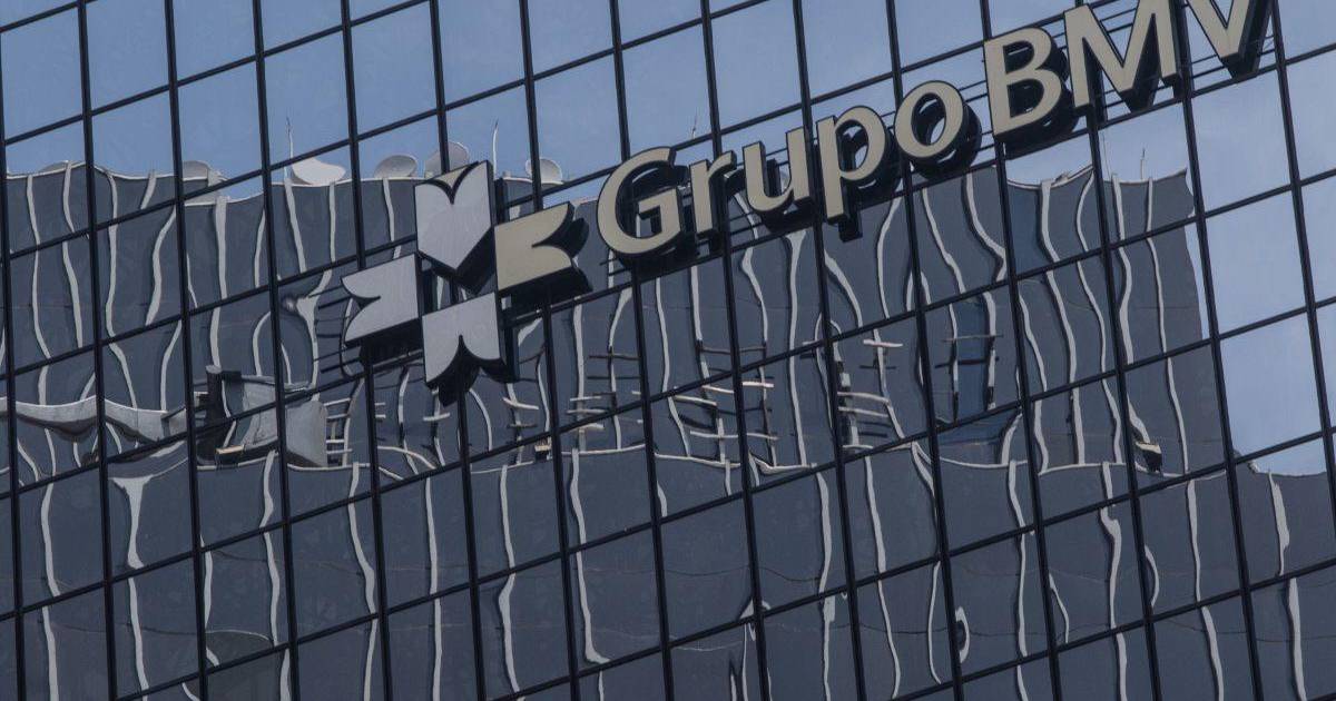 Peso y la BMV rompen en octubre la racha positiva que habían logrado