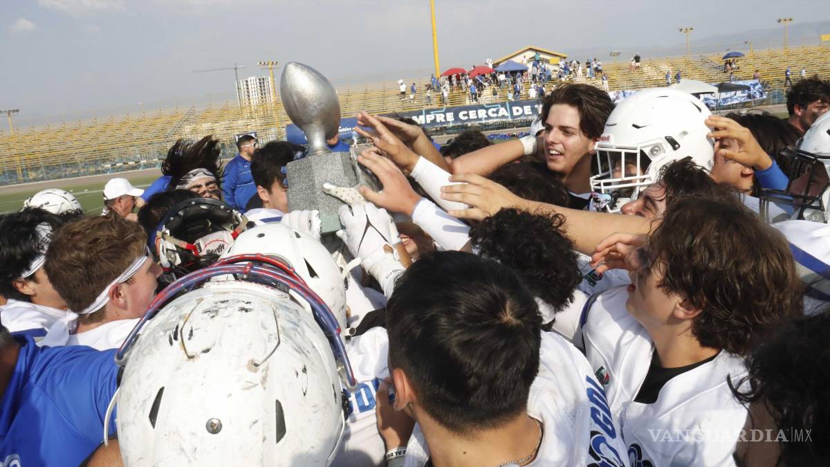 $!El equipo jalisciense festejando su nuevo campeonato.