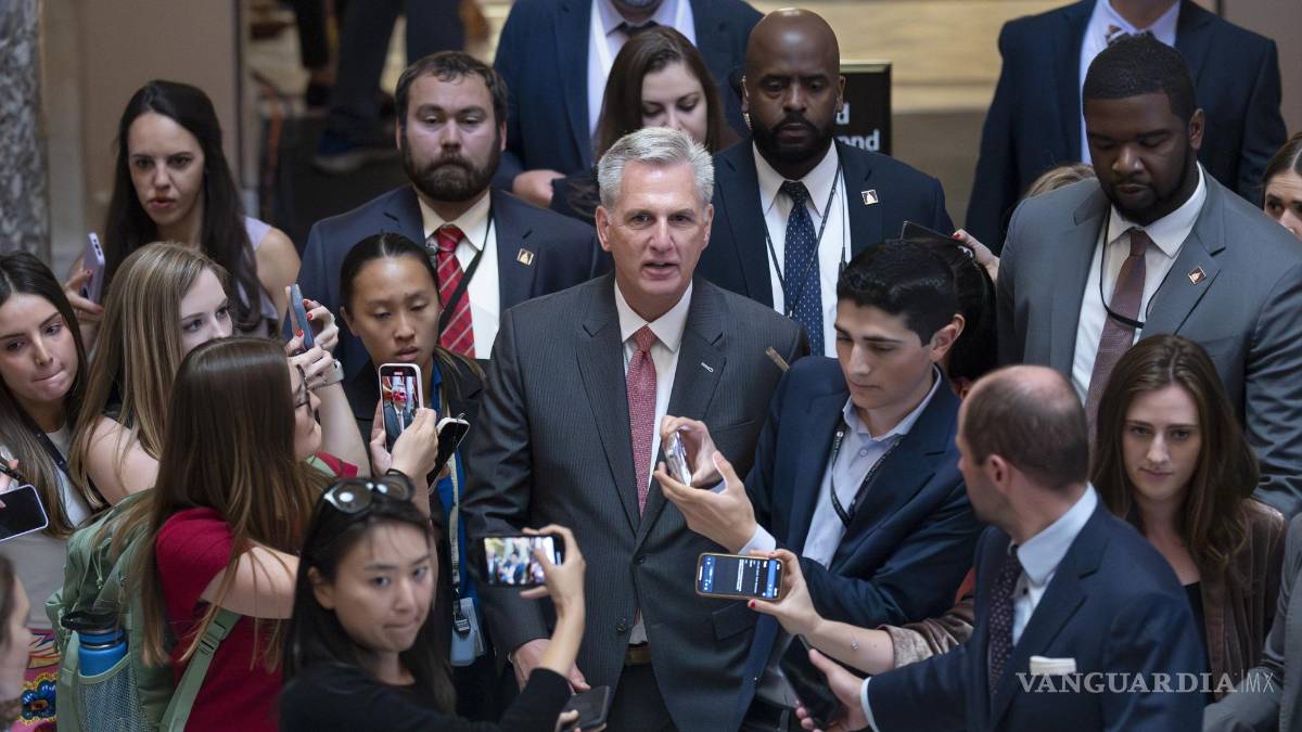 Tensan al máximo republicanos negociaciones para subir tope de deuda de EU