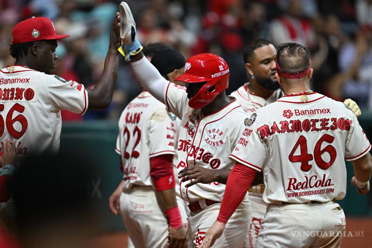 Diablos Rojos se ‘prenden’ en la octava, aplastan a Charros y toman ventaja 2-0 en la Serie del Rey 2025