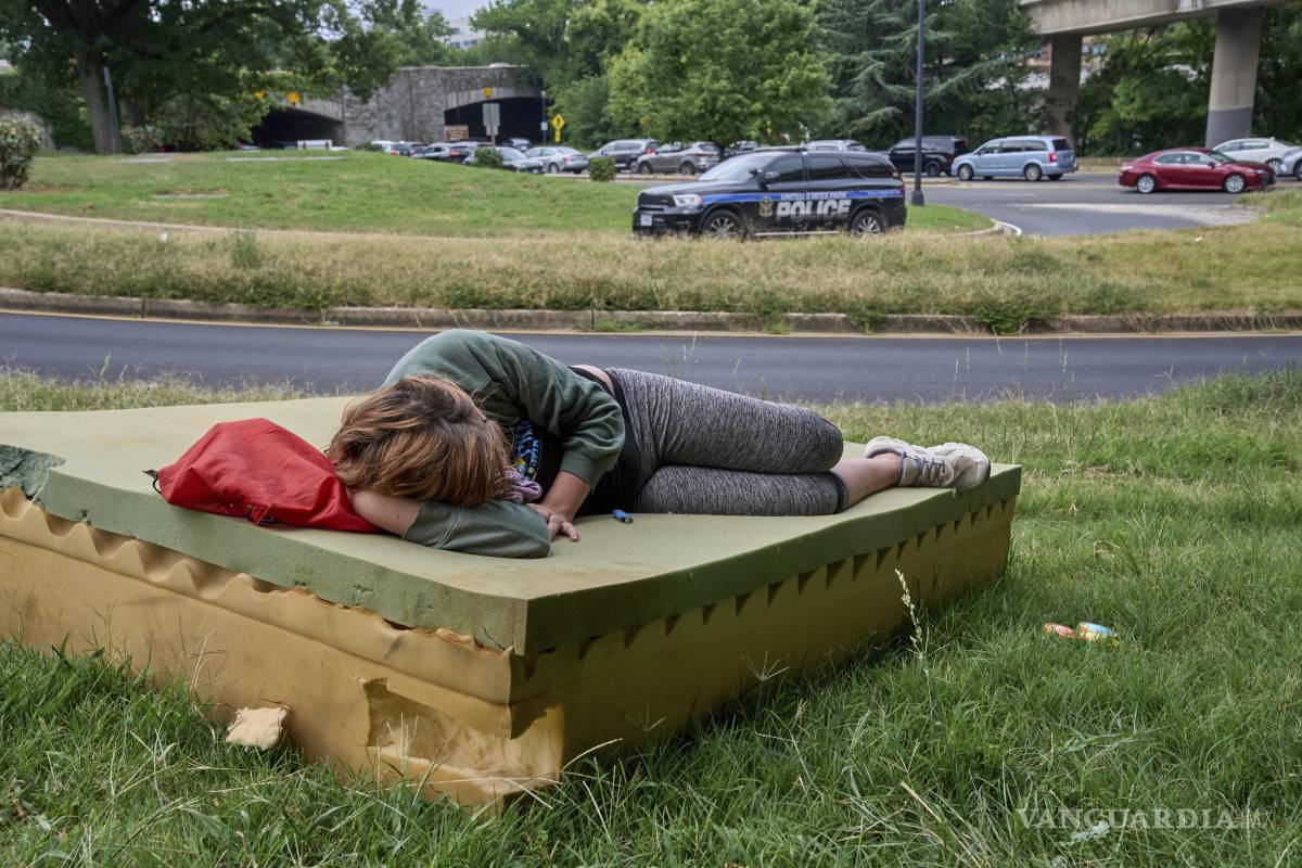 Trump ordena expulsar a las personas sin hogar en programa de control de seguridad en DC