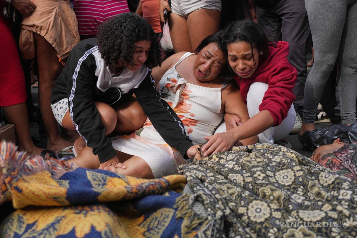 Favelas de Río de Janeiro, devastadas tras una letal redada mientras las familias entierran a los muertos