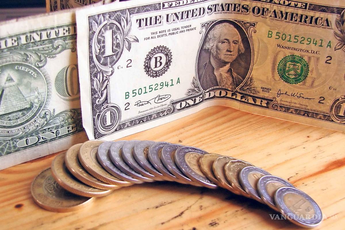 Así cierra el tipo de cambio tras amenazas de aranceles; moneda nacional se ubica en su nivel más débil