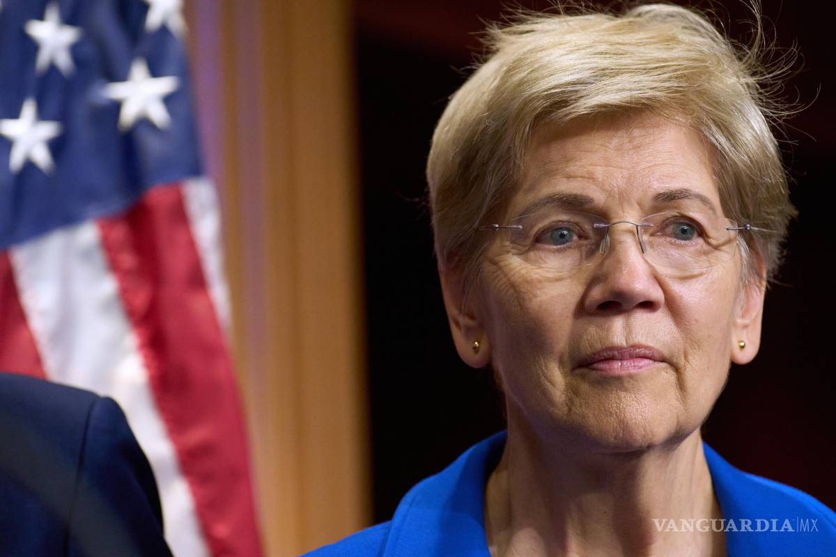 $!La senadora Elizabeth Warren, demócrata por Massachusetts, asiste a una conferencia de prensa sobre los beneficios del programa SNAP, en el Capitolio.