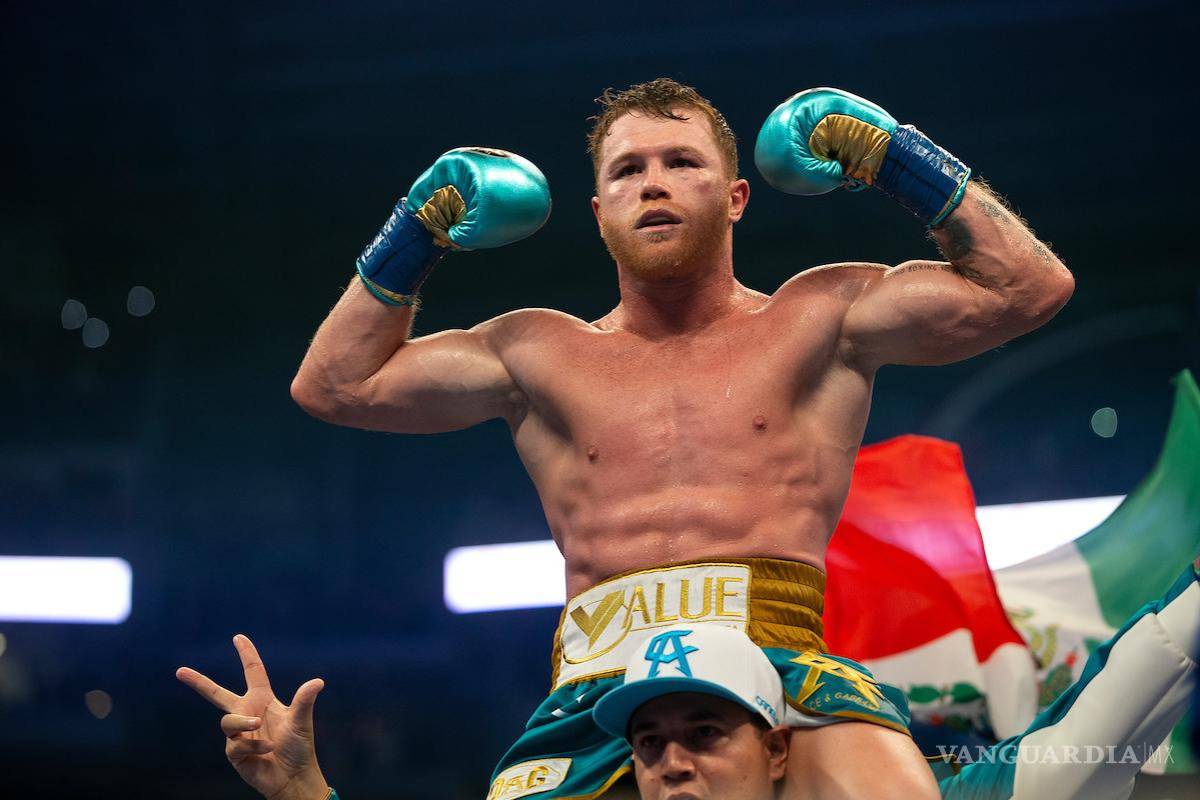 Canelo Álvarez pospone su pelea ante Crawford por cirugía de codo