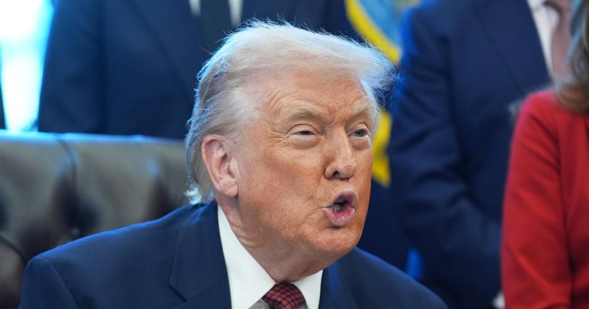 Trump amaga con dejar expirar T-MEC para buscar nuevo acuerdo con México y Canadá